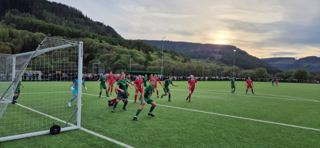 Image: Treherbert B & G Club in action